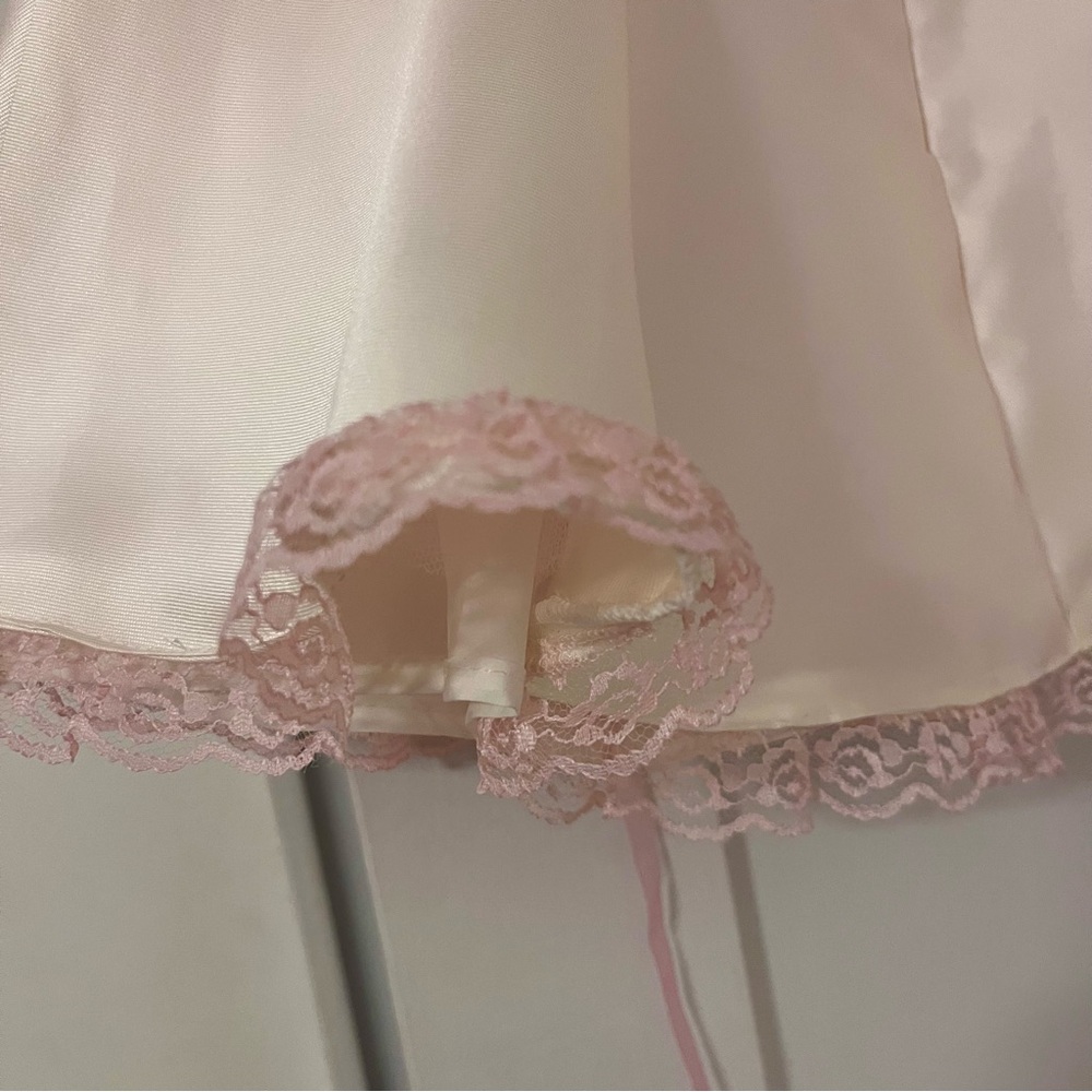 NWT - Sugar Thrillz Cream & Pink Puffy Lace Up Mini Skirt - M - Picture 3 of 8